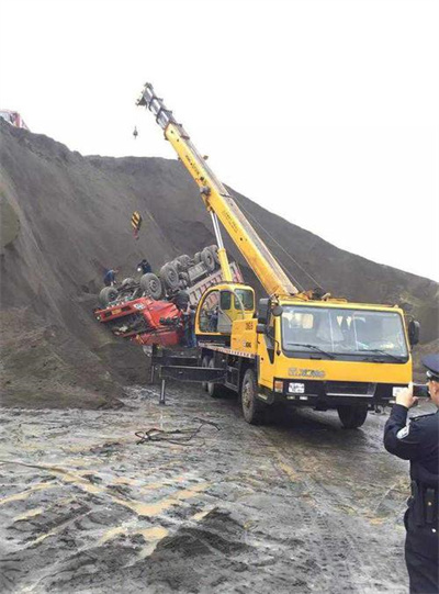 都兰上犹道路救援